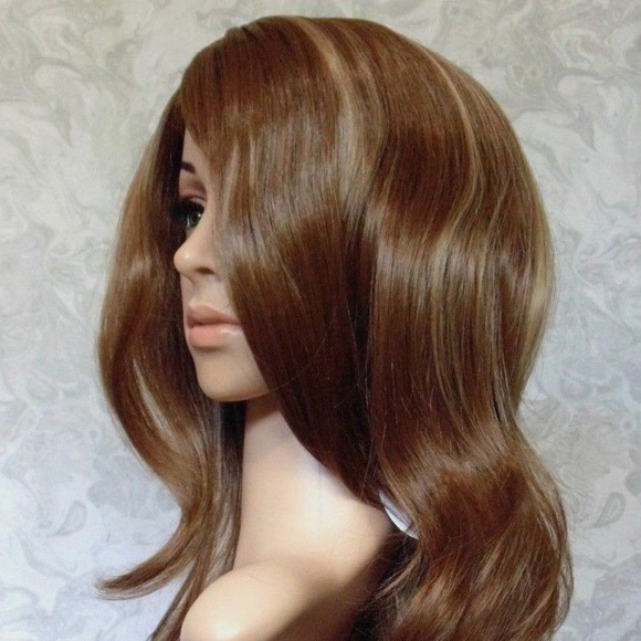 Long Brown Blonde Highlighted Wavy High Heat Wig main image 8